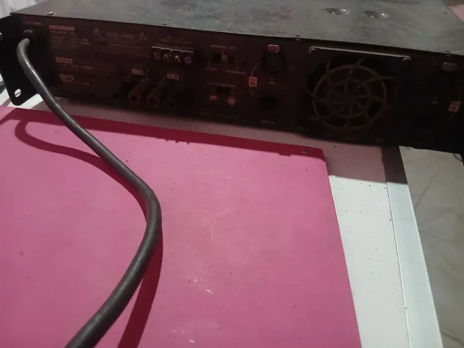 Vendo amplificador tip 800
