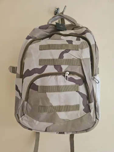Mochila camuflada