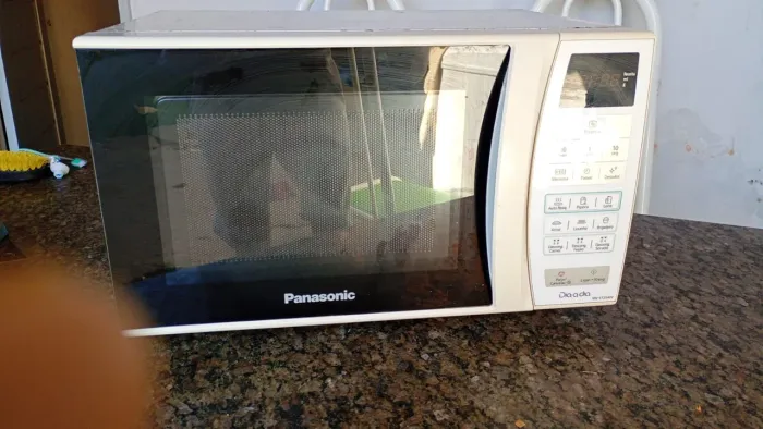 Microondas usado funcionando perfeitamente troco em celular