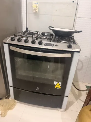 Fogão 5 bocas