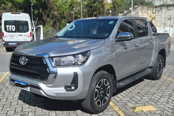 Toyota Hilux CD SRV 4X4 2.8 TDI Diesel Aut. 2024