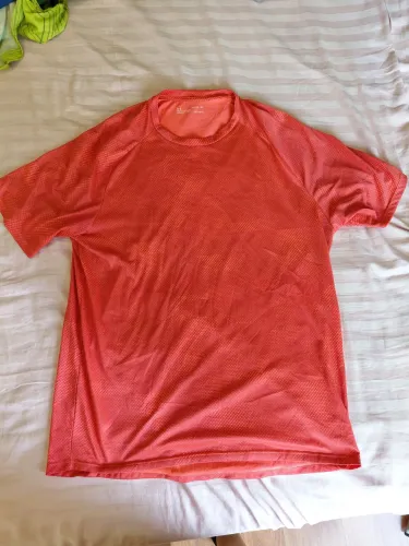 Camiseta under armour heatgear tam. Gg