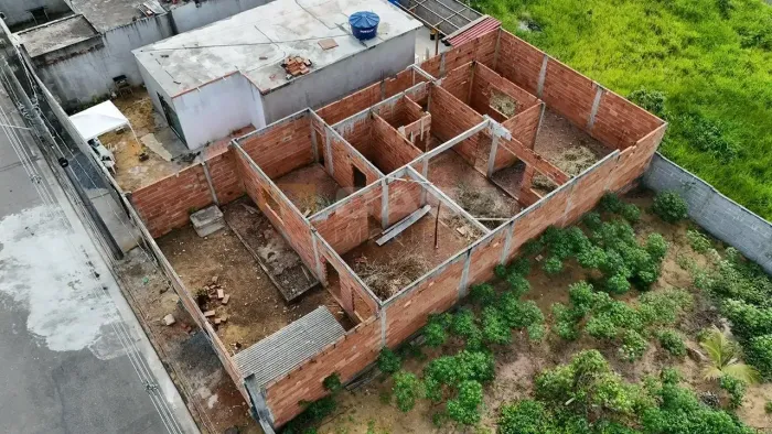 JBL - Terreno de 200 m² com obra iniciada e projeto de casa Colina da Serra