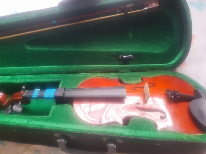 VIOLINO