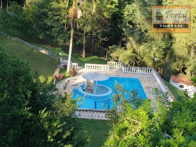 Chácara para financiamento bancário - alto padrão - com 5 dorm (3 suítes) no bairro Pau Ar