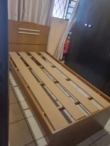 Cama de solteiro 