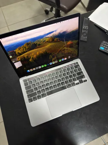 macbook pro m1 256gb