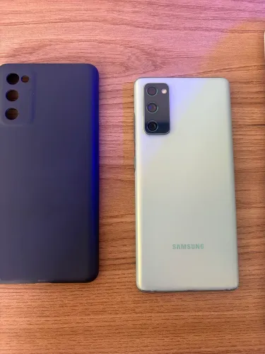 Vende-se Samsung S20fe