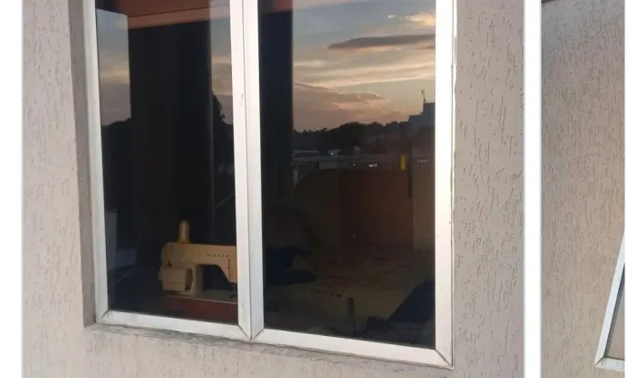 Janela em alumínio com vidro