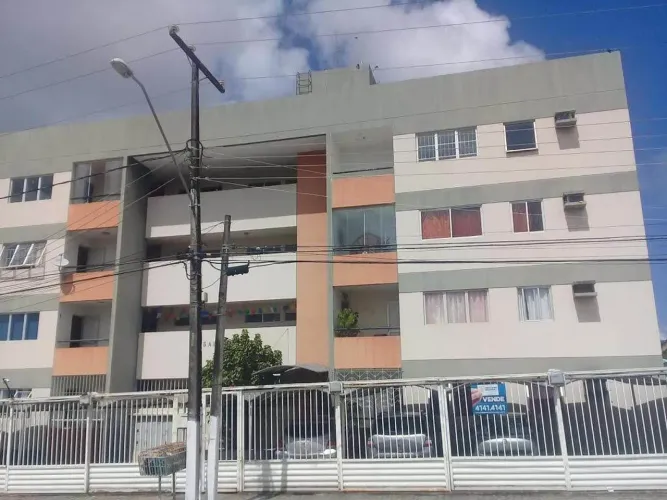 Alugo apto. em ótima localização