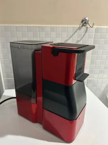 Cafeteira de Cápsulas 3 Corações 