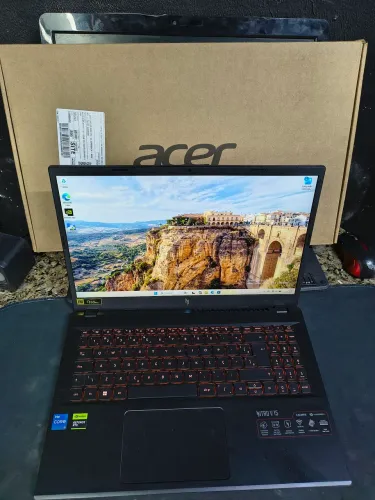 Notebook gamer RTX 4050 i5 13420h 16gb ddr5 512 SSD Acer nitro v15 NOVO