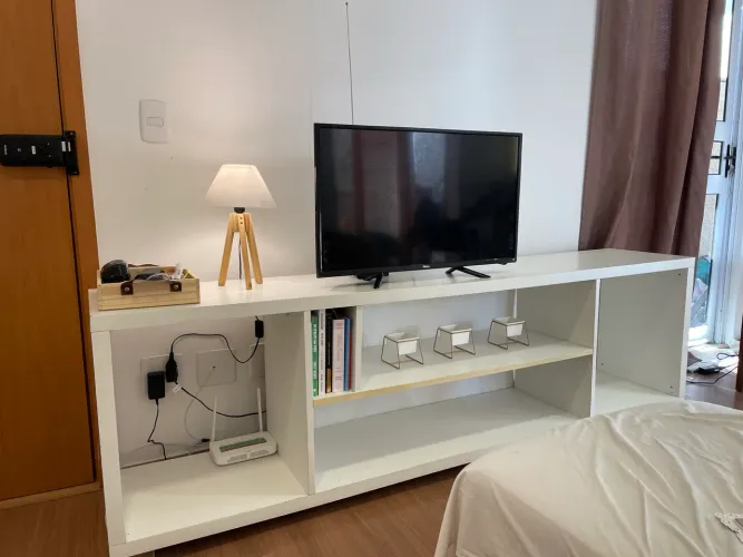 Rack branco multiuso em MDF (2,08m) - Ideal para casa, consultório ou escritório