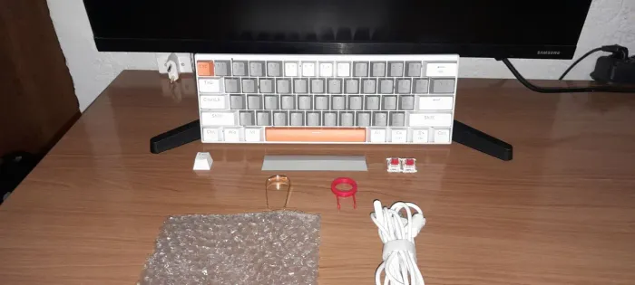 Teclado Mecânico 60% E-Yooso z11
