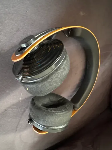 Fone de ouvido sem fio KUBA DISCO