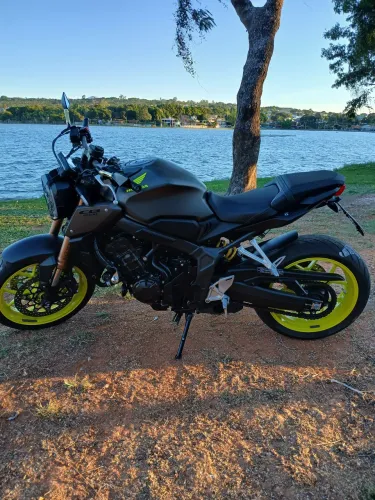 Vendo cb 650R 