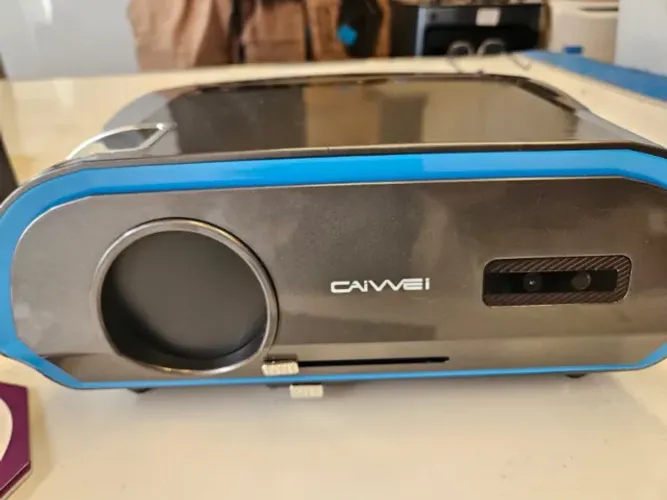 Caiwei Projetor com Tela Home Theater Projector 1080P FullHD