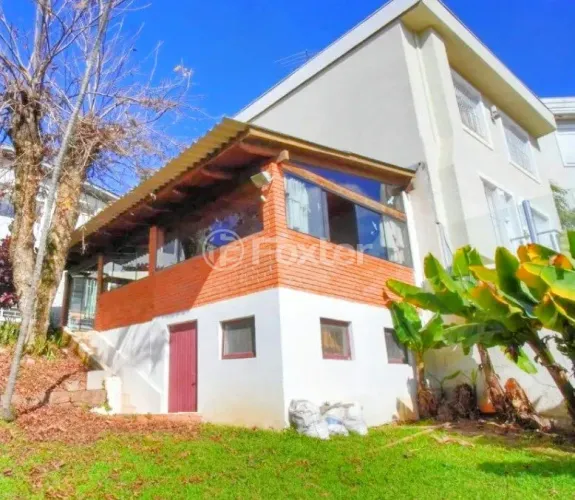 Casa à venda Rua Carlos Huber, Três Figueiras - Porto Alegre