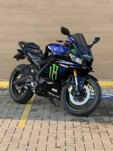 Yamaha YZF R-3 321/ABS