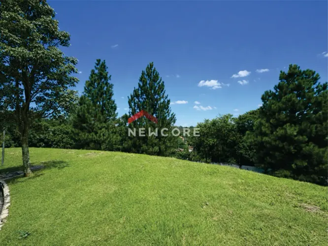 Lote em condomínio em das Congonhas - Granja Viana - Carapicuíba/SP