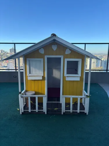 Casinha de madeira