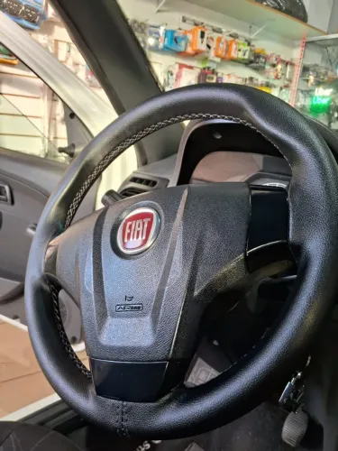 REVESTIMENTO DE VOLANTE NO COURO SINTÉTICO ?