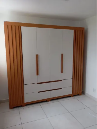 Guarda-roupa