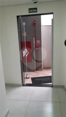 Apartamento à venda com 2 quartos, sendo 1 suíte, no condomínio Residencial Três Meninos,