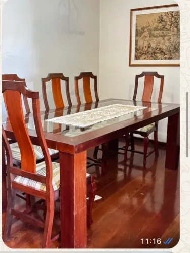 Conjunto com mesa (2,00x1,00m)oito cadeiras , mesa de centro e mesa lateral