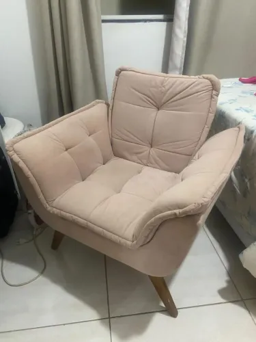 Poltrona e cadeiras semi nova