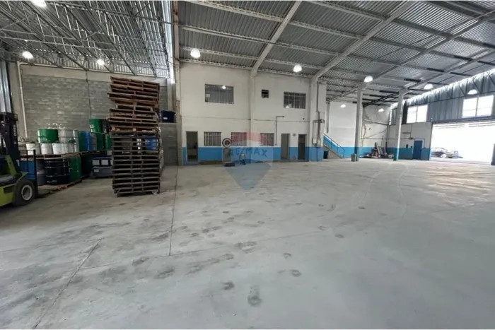 Oportunidade Única: Galpão 850m² ZUPI-1 Pronto p/ Operar no Capuava - Mauá