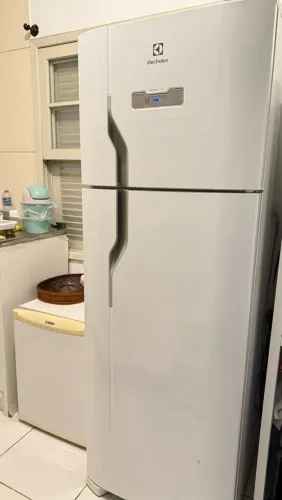 Vendo Geladeira 