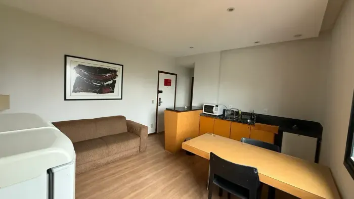 Vendo excelente Flat 46m2 1 quarto 1 banheiro 1 sala 1 vaga