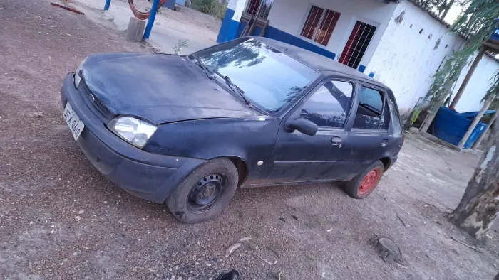 Ford Fiesta GL 1.0 3P 2001