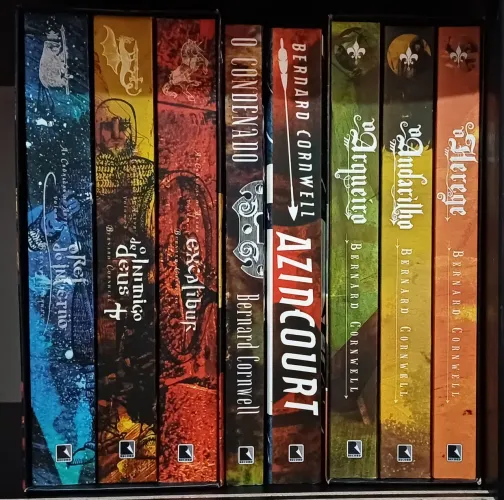 Coleção Épica Bernard Cornwell: Crônicas de Artur + Busca do Graal + Azincourt + Condenado