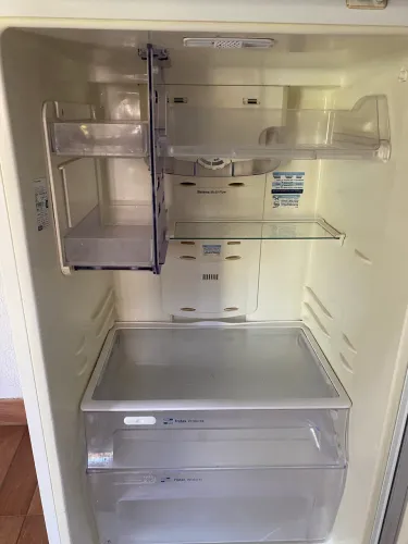 Geladeira Electrolux Frost Free DF43 - R$ 950 (Aceito Cartão ou Troca por Máquina 12-15kg)