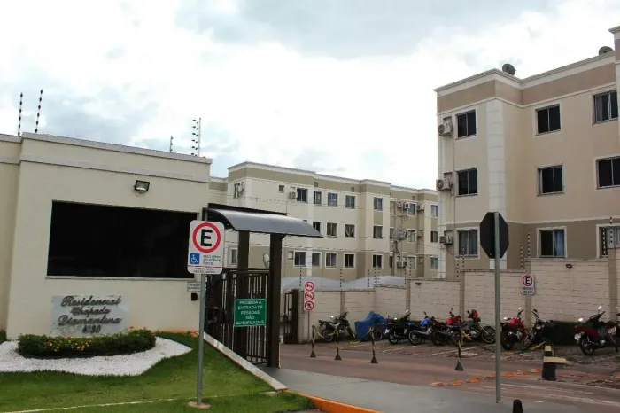 APARTAMENTO 2 QUARTOS, C/ ARMÁRIOS COXINHA, COND CHAP DIAMANTINA, REGIÃO DOM AQUINO, POÇÃO
