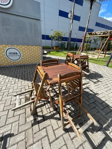 Conjunto de mesa c/4 cadeiras
