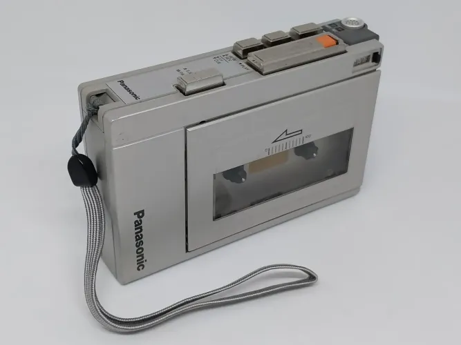 Gravador Cassete Vintage Panasonic RQ-356 - Made in Japan - Excelente Estado