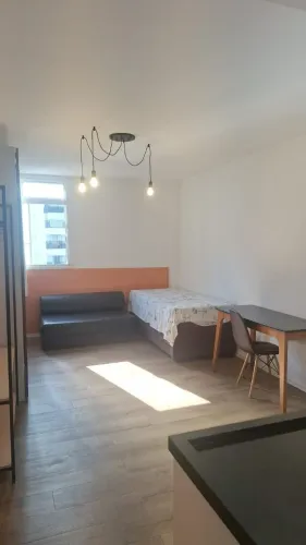 Vendo Kitnet/Studio reformado 2 quadras do metro Santa Cecília