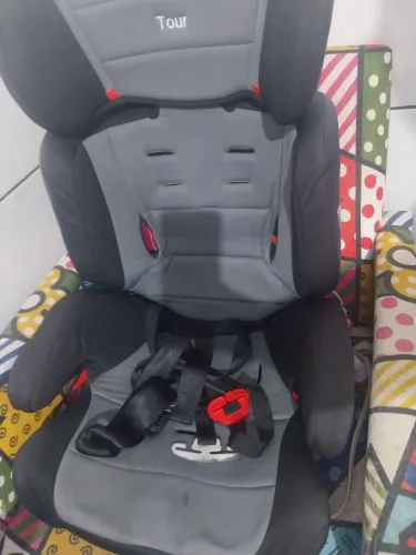 Cadeirinha de carro precisa higiênizar