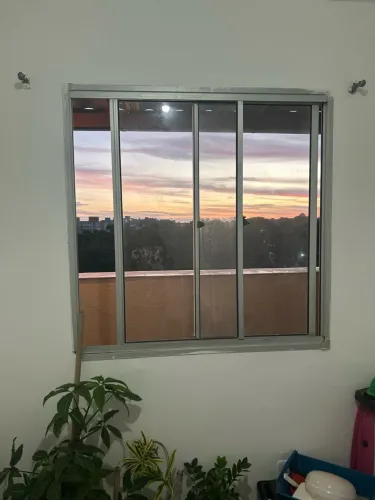 Janela de vidro de correr 2 folhas