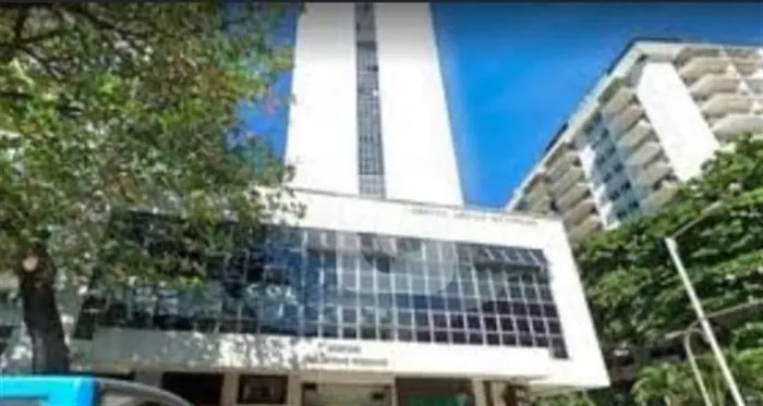 Salas comercias em Botafogo 50m2 cada, total 100m2, 2 vagas de garagem.
