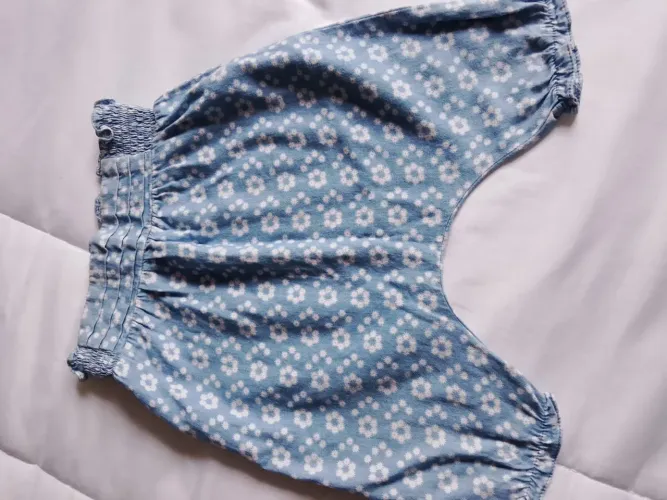 Calça feminina 9/12 meses