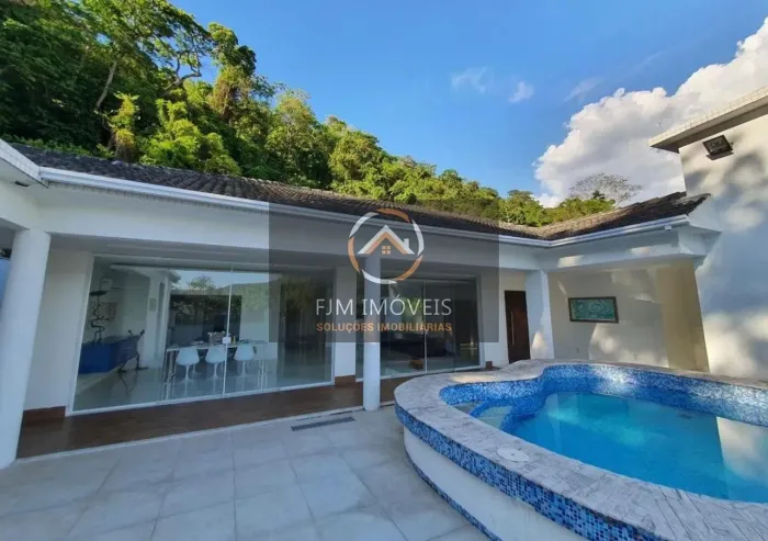 Casa em Condomínio em São Francisco, Niterói - 4 Dormitórios