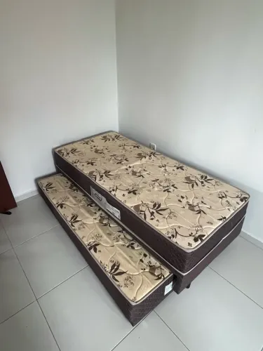 Bi cama solteiro com colchão