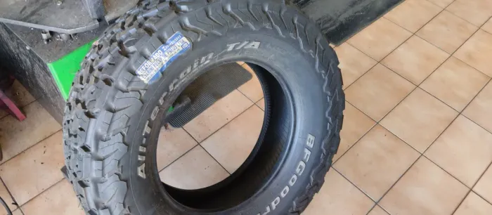 Pneus camionete 
