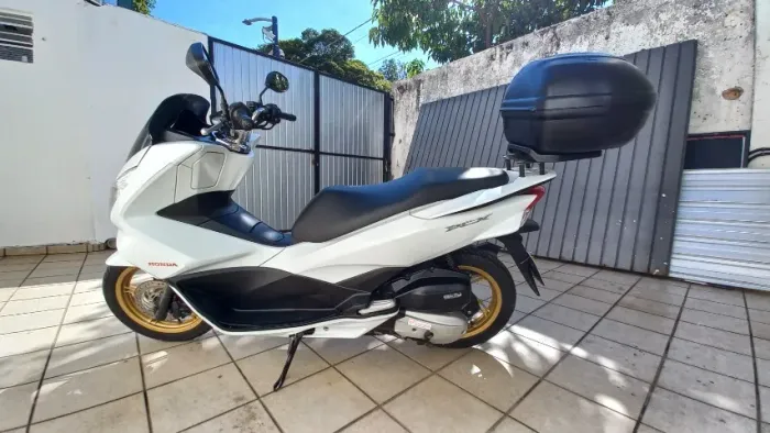 Moto Honda PCX 2016 - moto muito bem conservada, revisões em dia - linda!