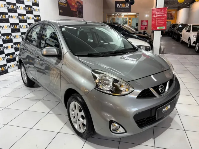 Nissan March SV 1.0 12V Flex 5P 2017