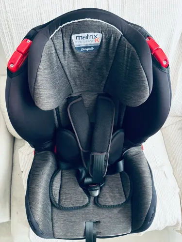 Cadeirinha para automóveis